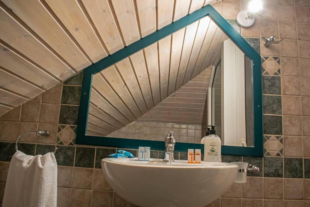 Ostria House Villa Pinakokhorion Eksteriør billede