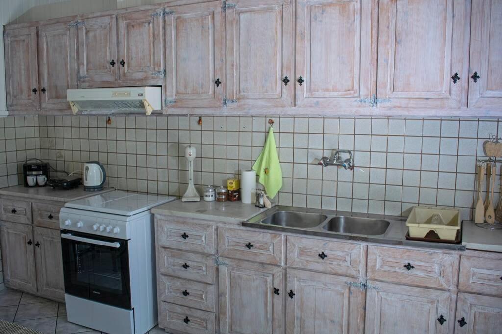 Ostria House Villa Pinakokhorion Eksteriør billede